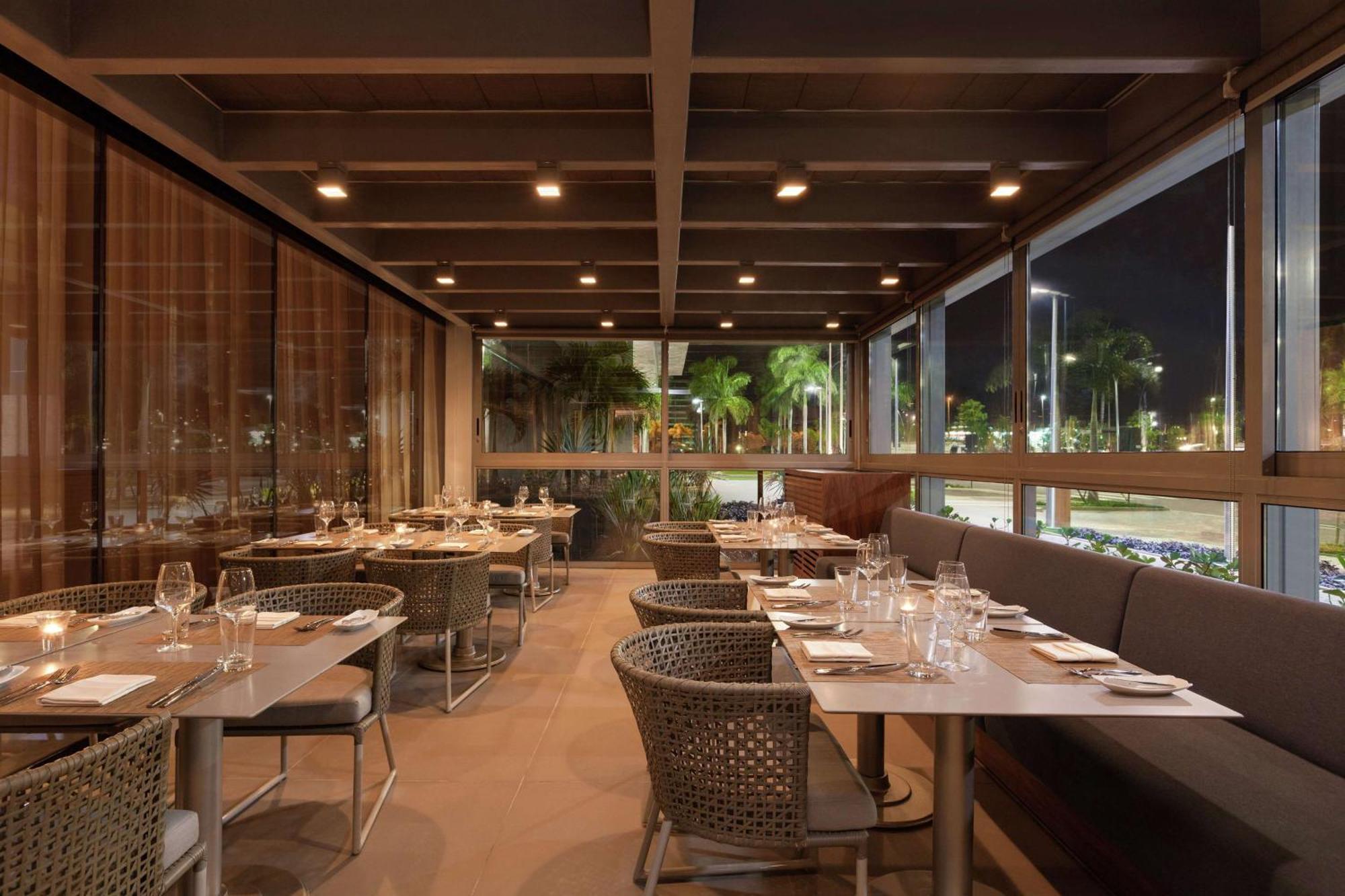 Hilton Barra